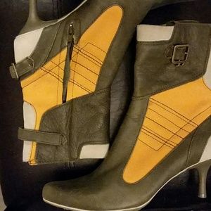 Women Diesel 8.5 boots with heel  nwob